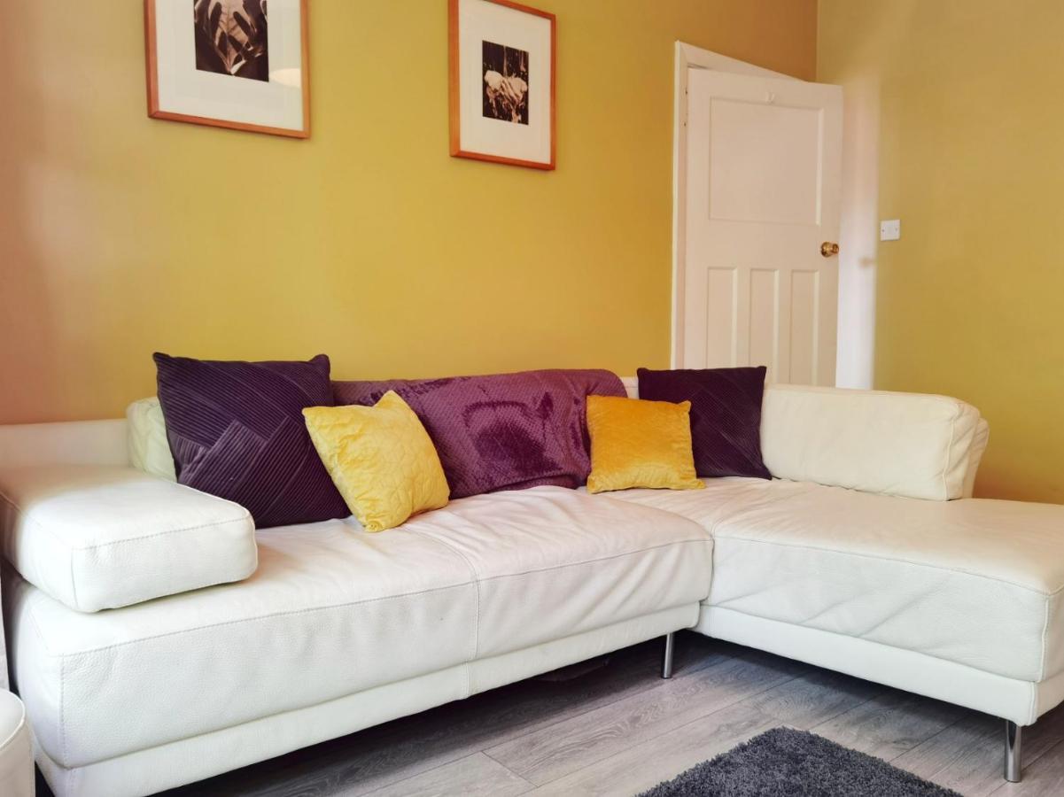 Vila Perry Road, Beautiful Large House Available For Guests And Contractors Parking Wifi Nottingham Exteriér fotografie