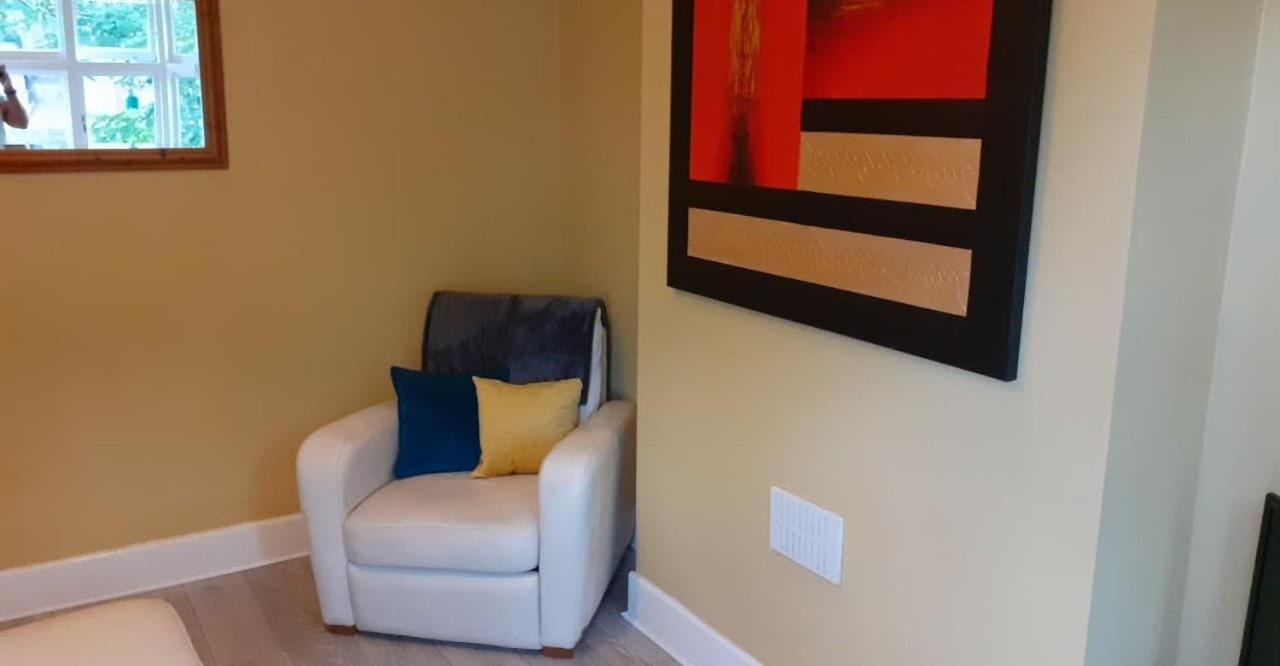 Vila Perry Road, Beautiful Large House Available For Guests And Contractors Parking Wifi Nottingham Exteriér fotografie