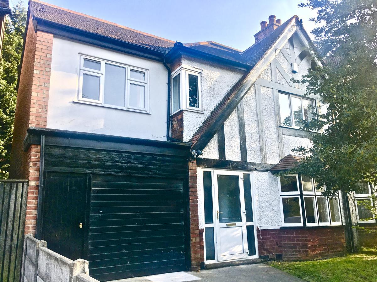 Vila Perry Road, Beautiful Large House Available For Guests And Contractors Parking Wifi Nottingham Exteriér fotografie